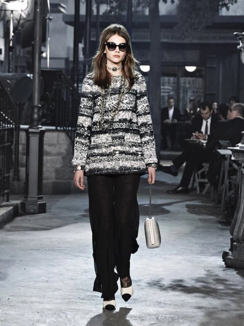 CHANEL 16A PARIS-ROME METIER D'ART 2016 CC LOGO JACQUARD TUNIC, FR 38, US 6
